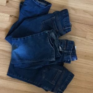 3 pairs of girls 5T jeans.